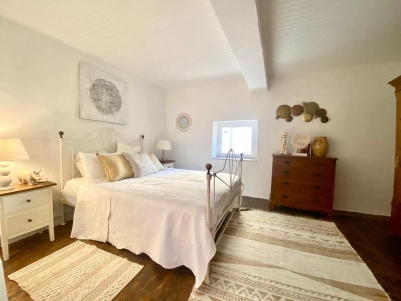 Moulin - 260 m² - 6 pièces