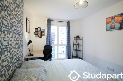 Chambre - 13 m² - 1 pièce