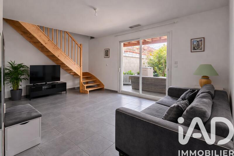 Maison - 92 m² - 4 pièces