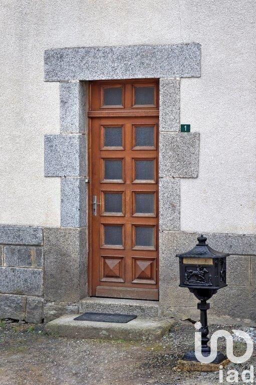 Maison - 220 m² - 9 pièces