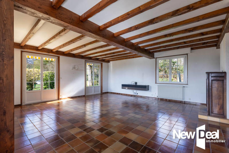 Maison - 230 m² - 7 pièces