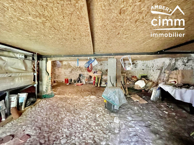 Maison - 209 m² - 8 pièces