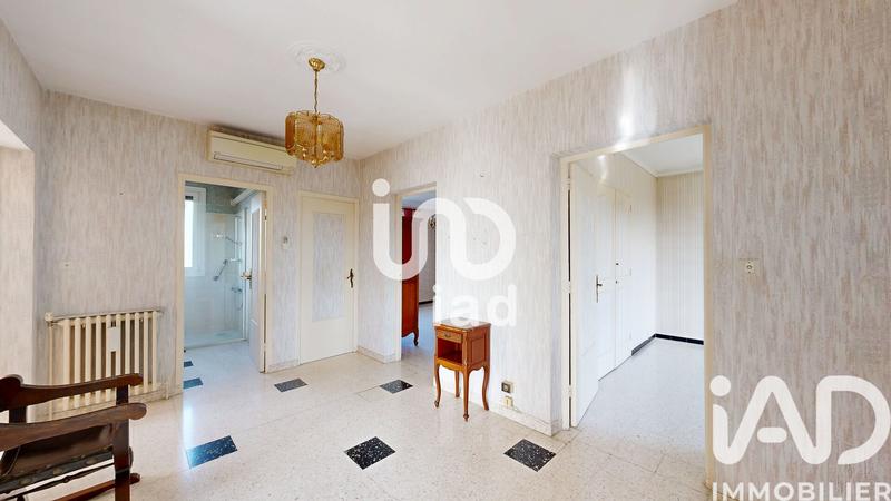 Maison - 220 m² - 7 pièces