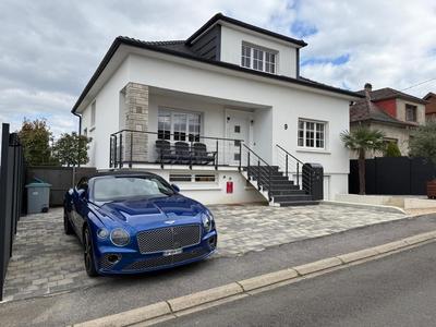 Maison - 160 m² - 4 pièces