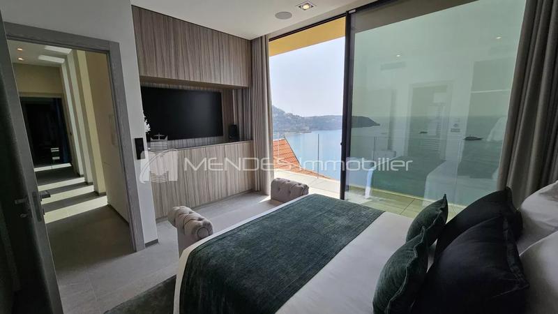 Villa - 167 m² - 6 pièces