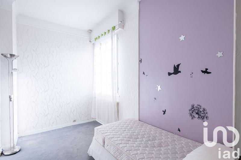 Maison - 235 m² - 11 pièces