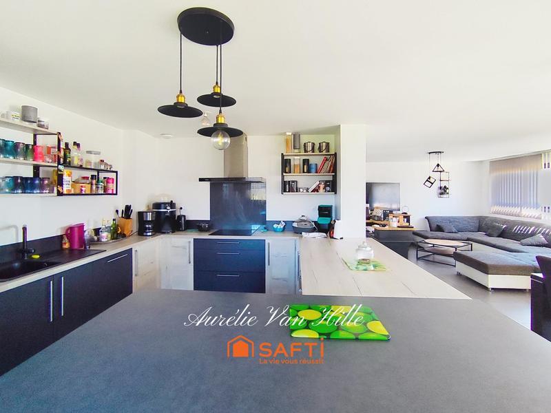 Maison - 137 m² - 5 pièces