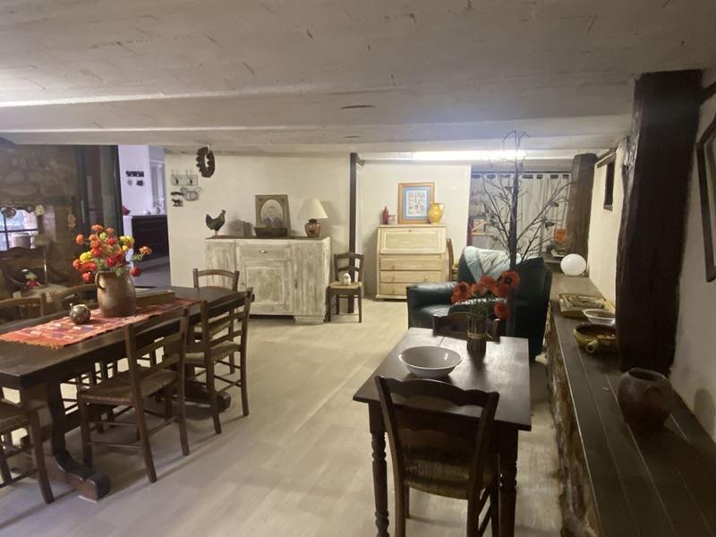 Maison traditionnelle - 162 m² - 5 pièces