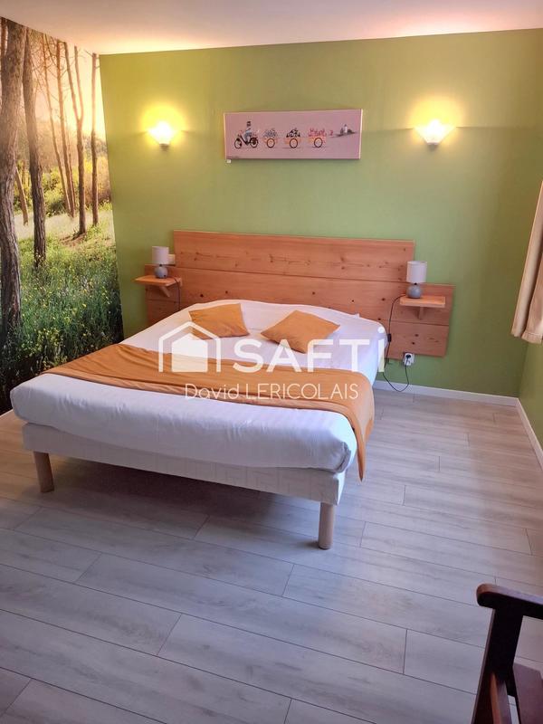 Maison - 383 m² - 22 pièces