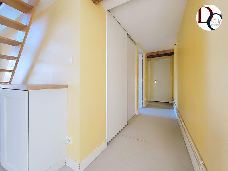 Appartement - 97 m² - 4 pièces