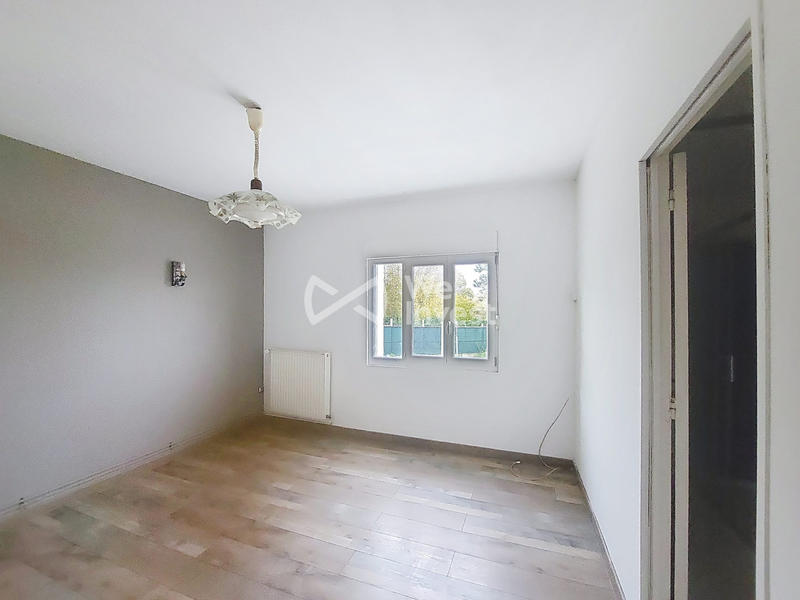 Maison - 157 m² - 9 pièces