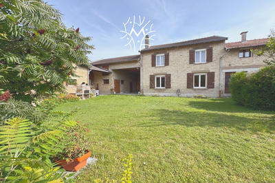 Maison de village - 166 m² - 7 pièces