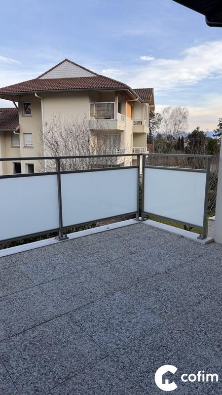 Appartement - 65 m² - 3 pièces