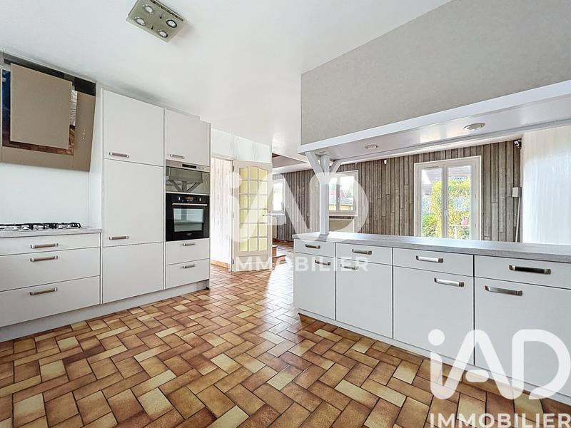 Maison - 92 m² - 5 pièces