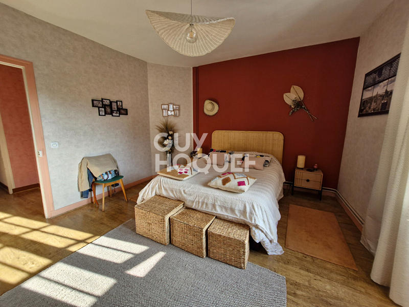 Maison - 104 m² - 5 pièces