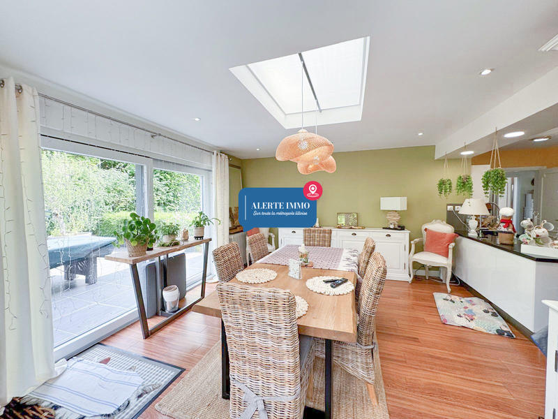 Maison - 150 m² - 5 pièces