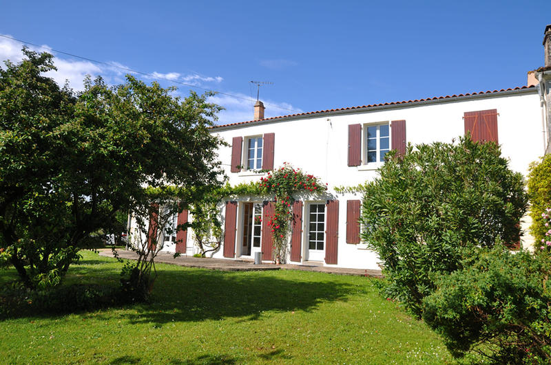 Maison - 178 m² - 7 pièces