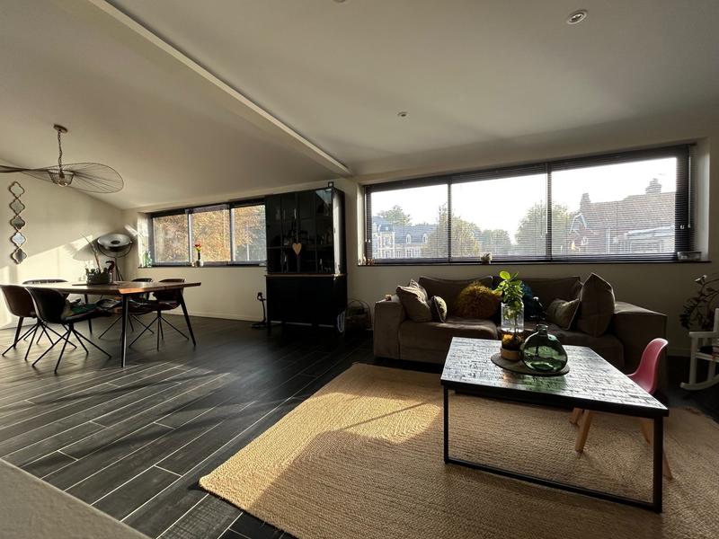 Maison contemporaine - 165 m² - 5 pièces