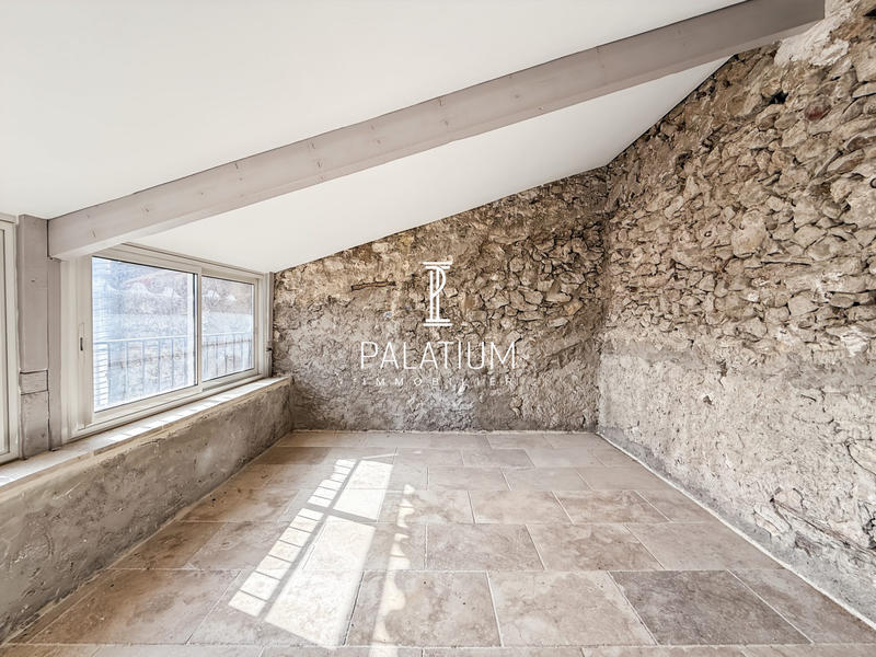 Local commercial - 158 m² - 6 pièces