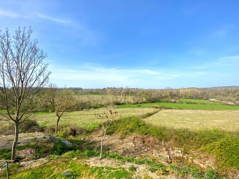 Maison - 180 m² - 6 pièces