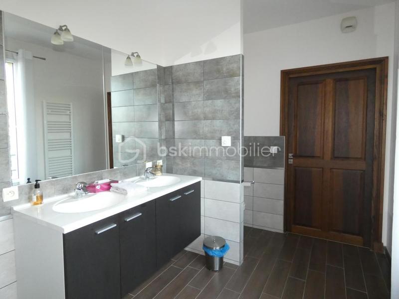 Maison d'architecte - 377 m² - 9 pièces