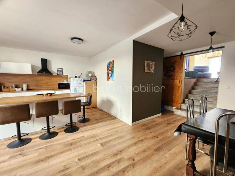 Maison en pierre - 128 m² - 4 pièces