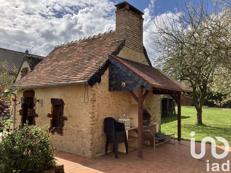 Maison - 233 m² - 7 pièces