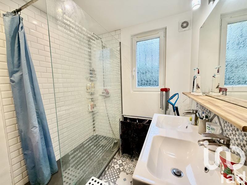 Maison - 85 m² - 5 pièces