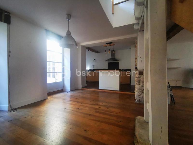 Maison - 159 m² - 7 pièces