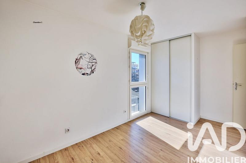 Appartement - 100 m² - 4 pièces