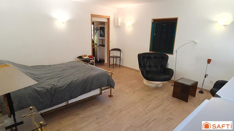 Maison - 130 m² - 7 pièces