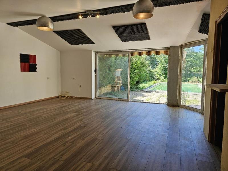 Maison - 157 m² - 5 pièces