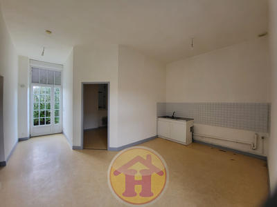 Maison - 94 m² - 6 pièces