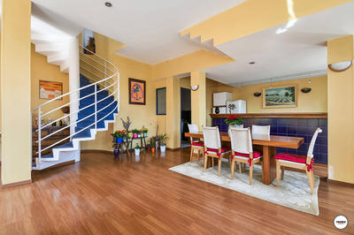 Maison - 135 m² - 5 pièces