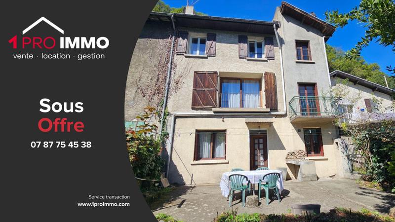 Maison - 96 m² - 5 pièces