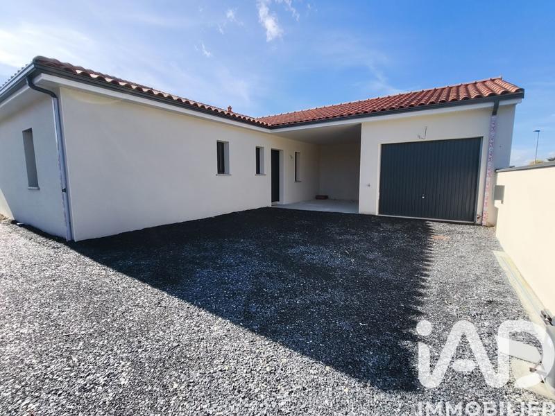 Maison - 97 m² - 5 pièces
