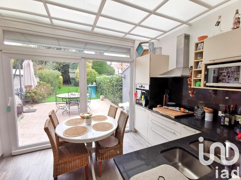 Maison - 93 m² - 5 pièces