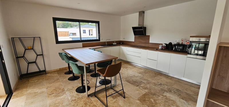 Maison - 138 m² - 4 pièces