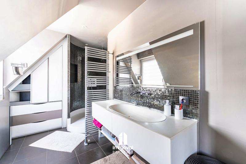 Duplex - 132 m² - 5 pièces