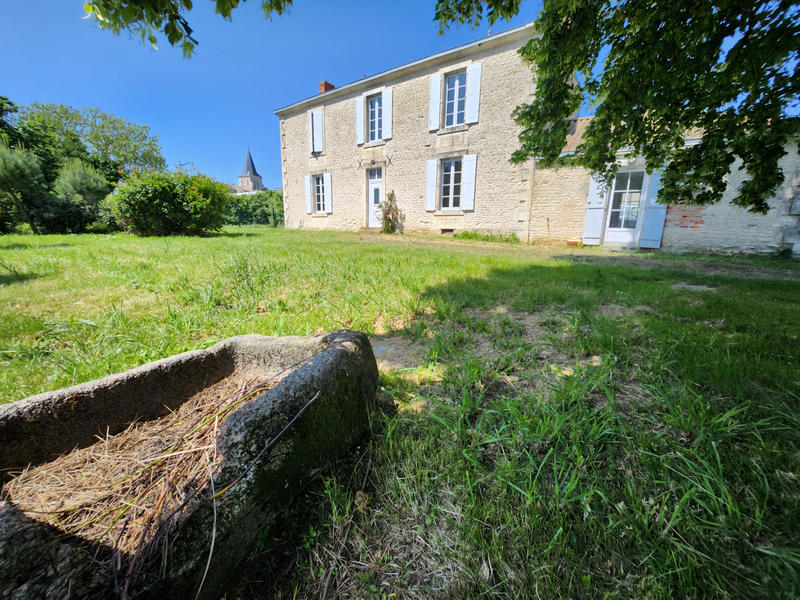 Maison - 186 m² - 6 pièces