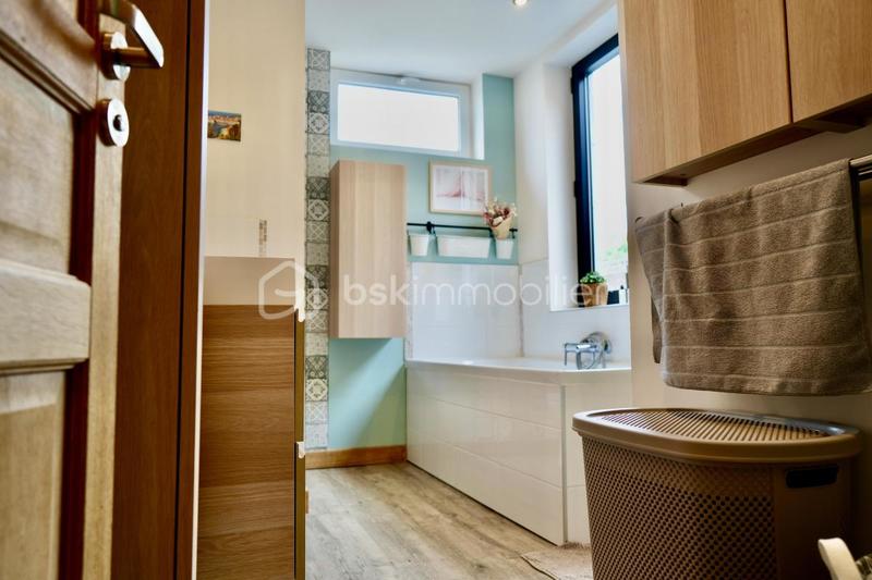 Maison - 105 m² - 5 pièces