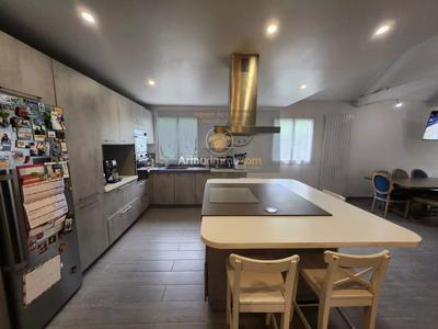 Maison - 164 m² - 7 pièces