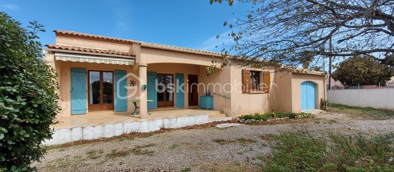 Maison traditionnelle - 95 m² - 4 pièces