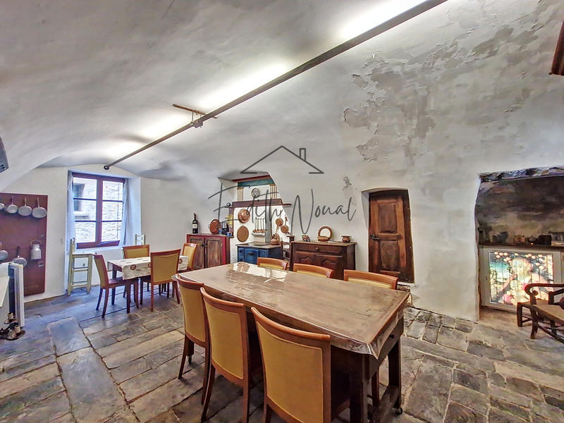 Maison de village - 125 m² - 5 pièces