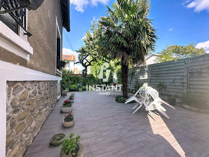 Maison - 121 m² - 4 pièces