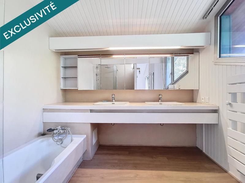 Maison - 192 m² - 7 pièces