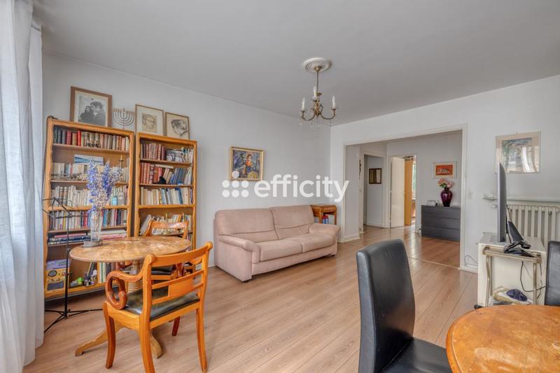 Appartement - 82 m² - 4 pièces