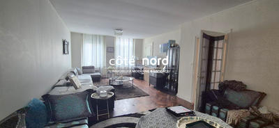 Maison - 250 m² - 7 pièces