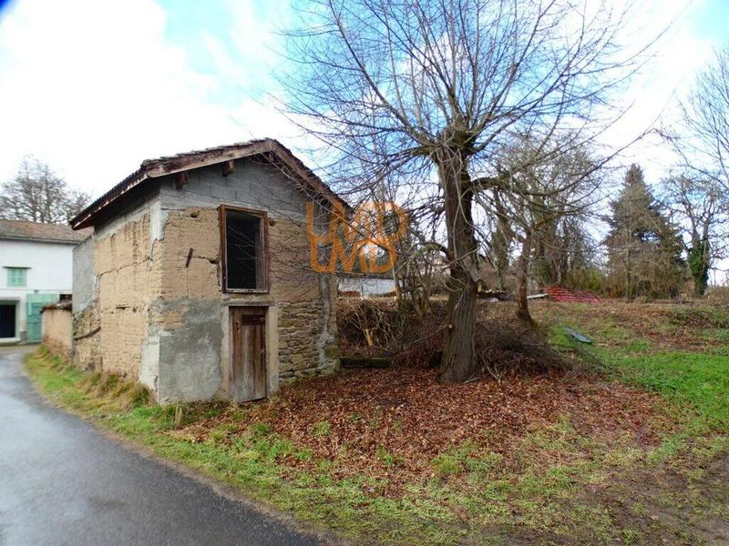 Terrain constructible - 845 m²