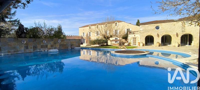 Maison - 1 022 m² - 15 pièces